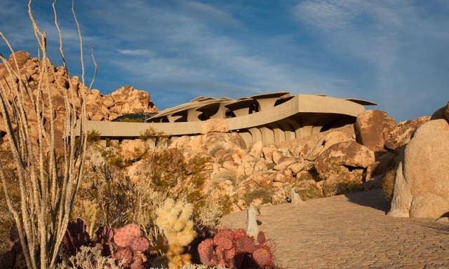 obra-prima arquitetura casa no deserto projeto costela construção extravagante