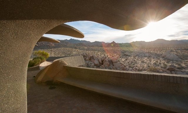 Casa no deserto com vista para o terraço Obra-prima arquitetônica