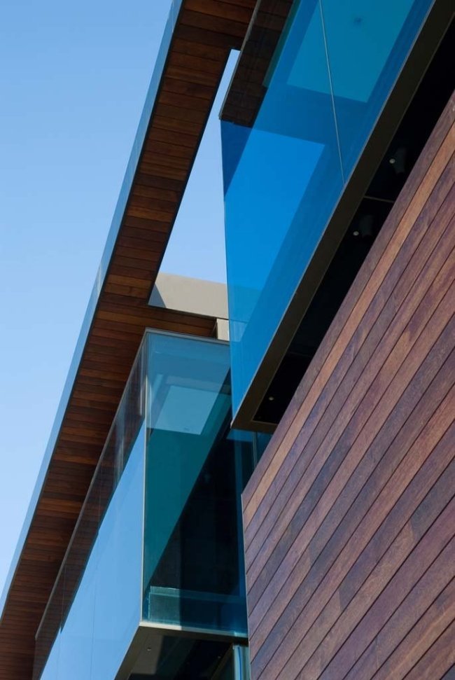Estúdio 9one2-casa moderna - fachada de madeira maciça design de madeira