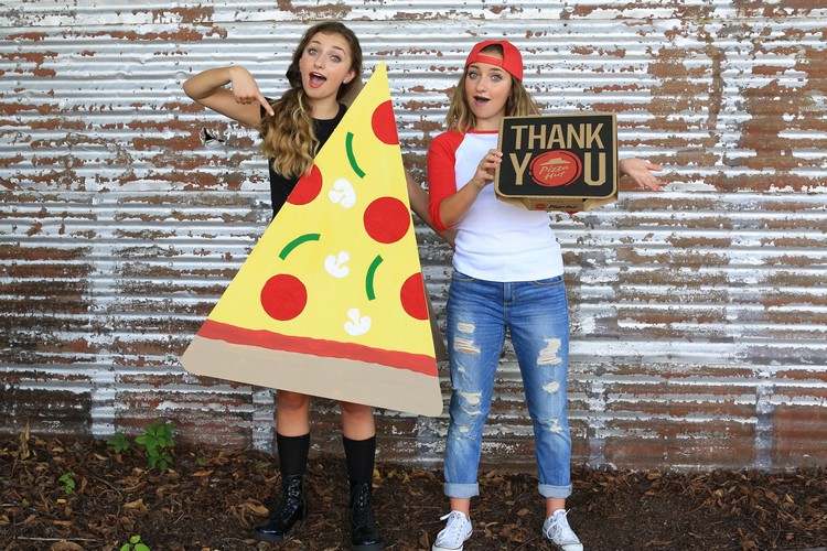 gêmeos-fantasias-ideias-adulto-pizza-entregadores de pizza